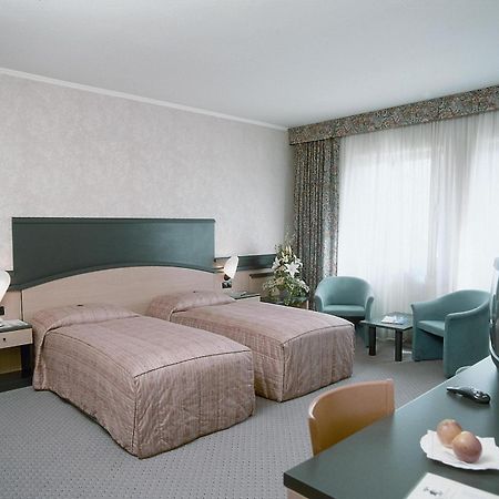 Privat Hotel Riegele Augsburg Buitenkant foto